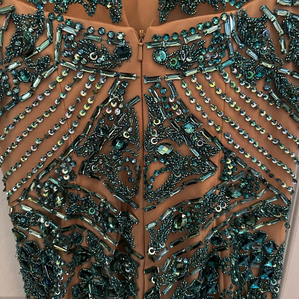Beautiful prom gown worn once excellent condition with tulle petticoat